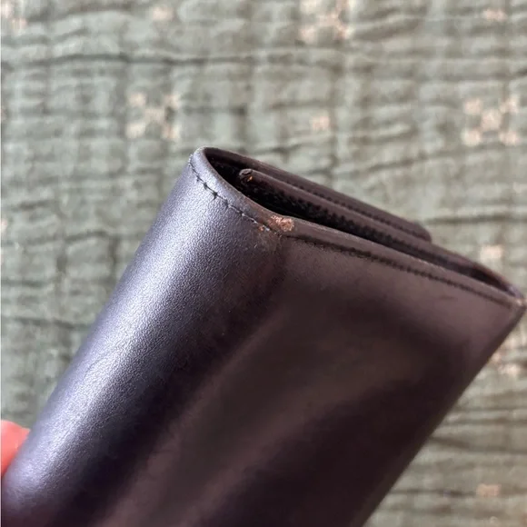 Coach Classic Black Tri-Fold Leather Wallet - Picture 9 of 16